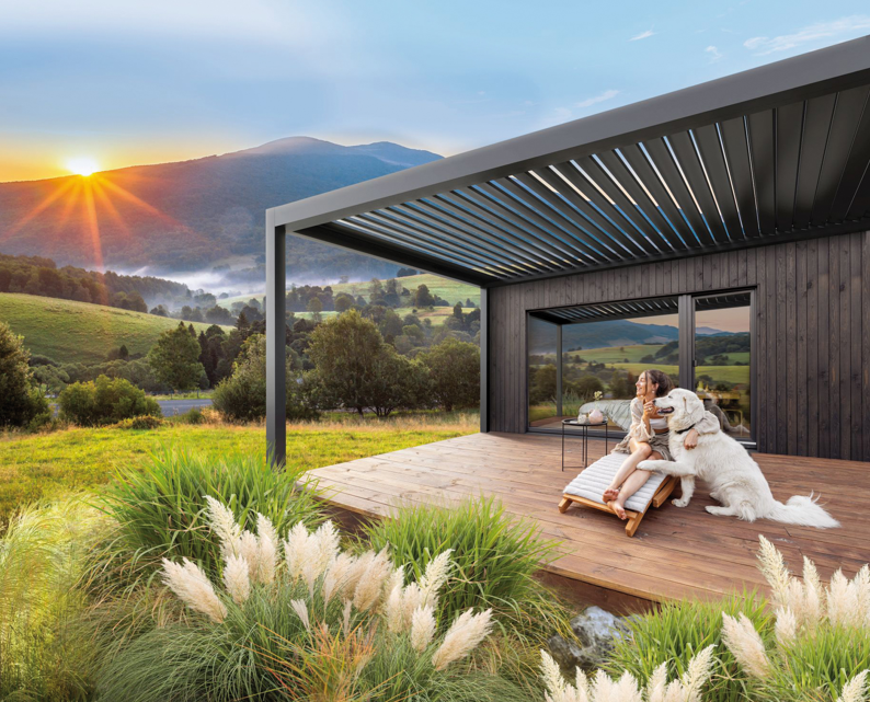 Pergola ogrodowa przy domu