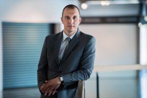 Marcin_Strzelec_Menedzer_grupy_produktowej_bramy_garazowe_i_stolarka
