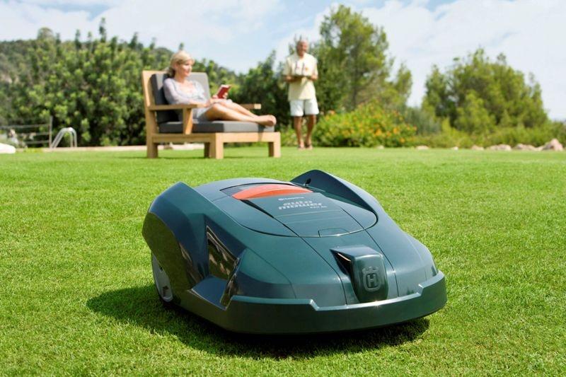 Husqvarna Automower® obchodzi swoje 20 urodziny! Niech w Twoim ogrodzie zagości wygoda, cisza i nowoczesność Husqvarna Automower® obchodzi swoje 20 urodziny! Niech w Twoim ogrodzie zagości wygoda, cisza i nowoczesność