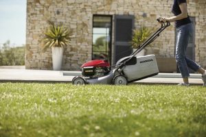 Kosiarka-spalinowa-Honda-HRG-466-SKEP(6)