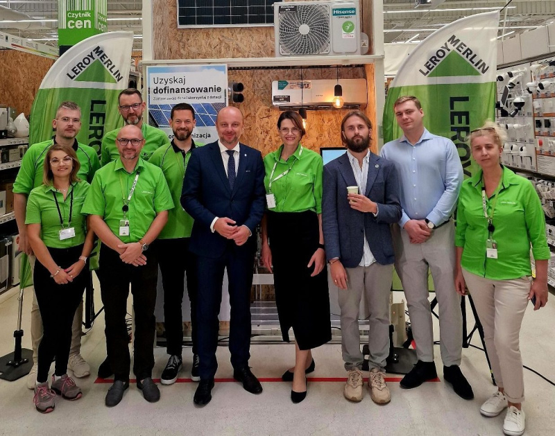 Leroy Merlin Polska umożliwi Polakom tanią i efektywną termomodernizację budynków Leroy-Merlin-Rzeszow-inauguracja-programu-Oszczedny-Dom-z-dofinansowaniem-2-e1721049612498