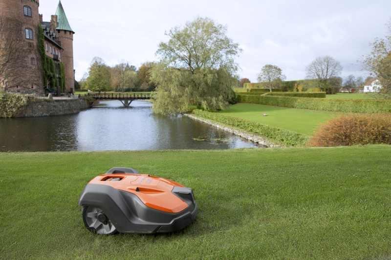 Pierwsza generacja kosiarek do zastosowań komercyjnych od Husqvarna Pierwsza generacja kosiarek do zastosowań komercyjnych od Husqvarna