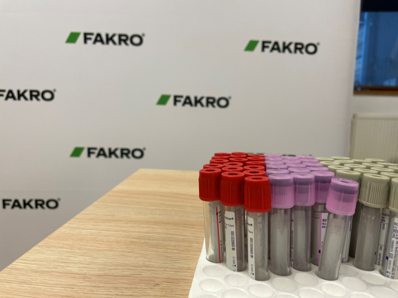 Ponad 250 pracowników FAKRO przebadało się za darmo w siedzibie firmy badania_1_FAKRO