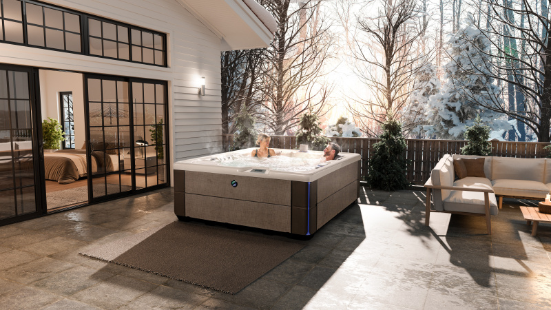 Wanna spa w ogrodzie – Twój codzienny rytuał zdrowia i relaksu HotSpring_2024_Highlife_Sovereign_Ivory_Linen_Lifestyle_Winter